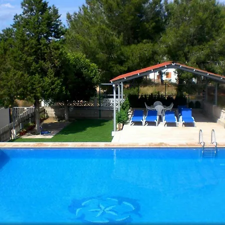 Shortes Villa Santa Eulària des Riu
